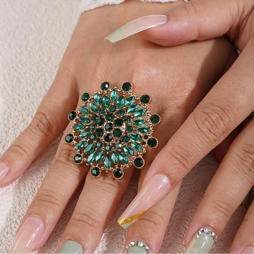 Rhinestone Flower Fashion Ring Green ~ New